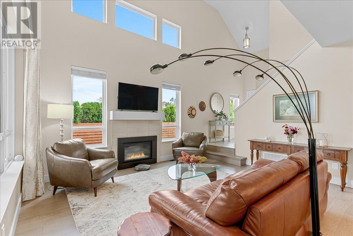 Property at 1711 SWAN ROAD image 3