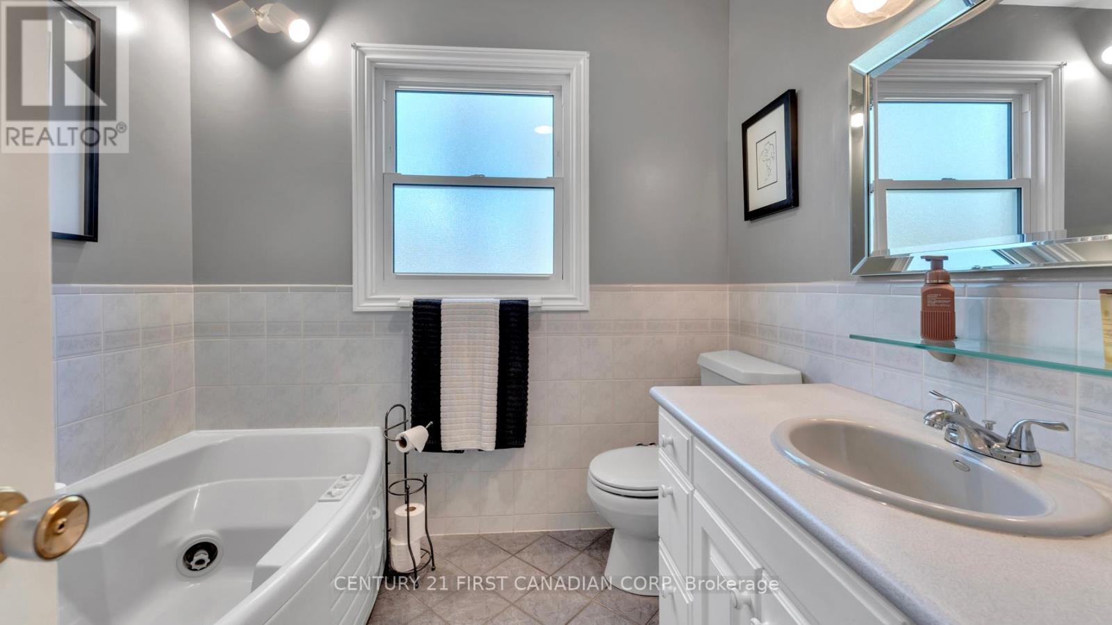 Photo 16 of 45 for 8393 Longwoods Road