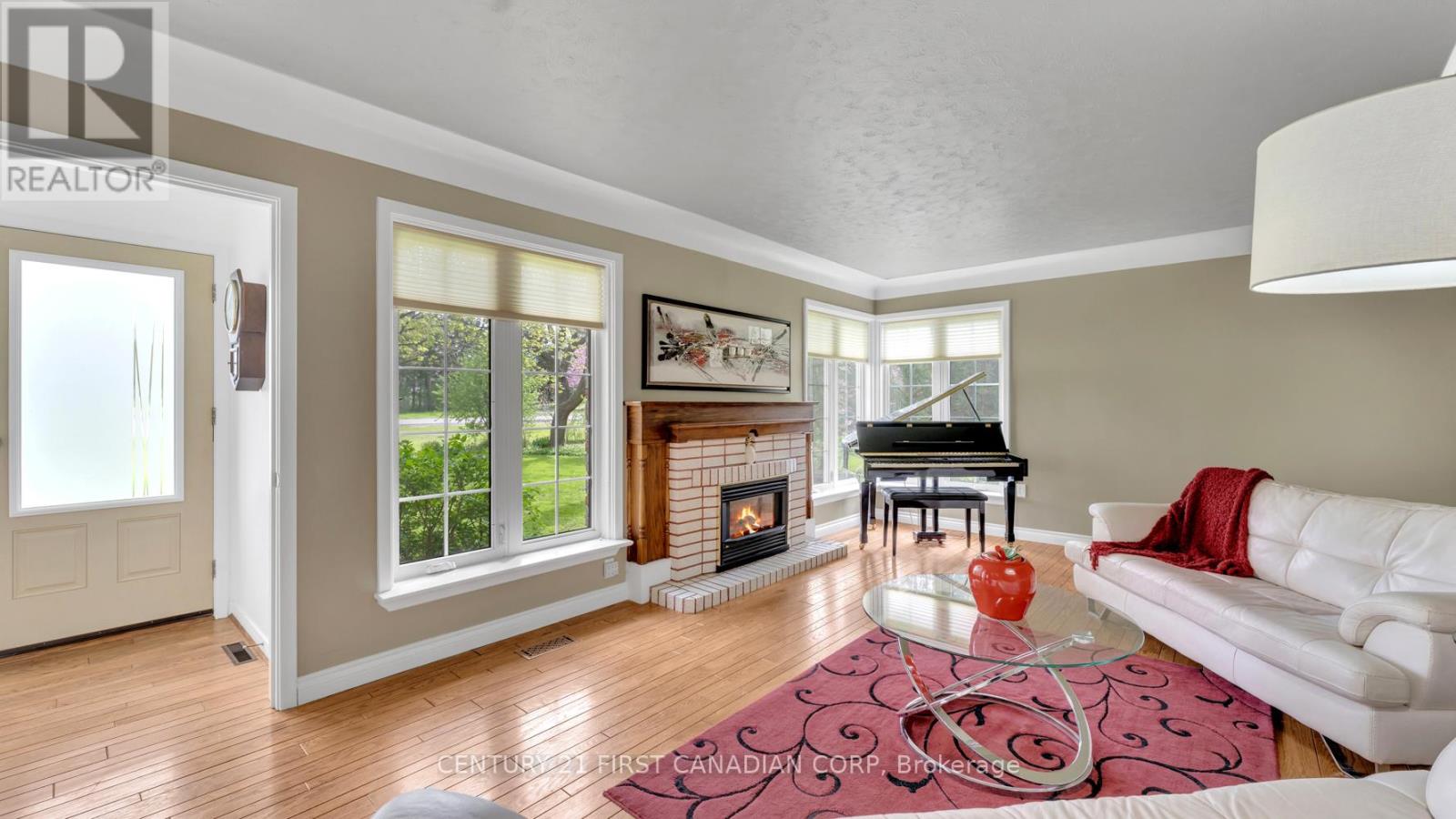 8393 Longwoods Road, London South, Ontario  N6P 1L3 - Photo 5 - X12143811