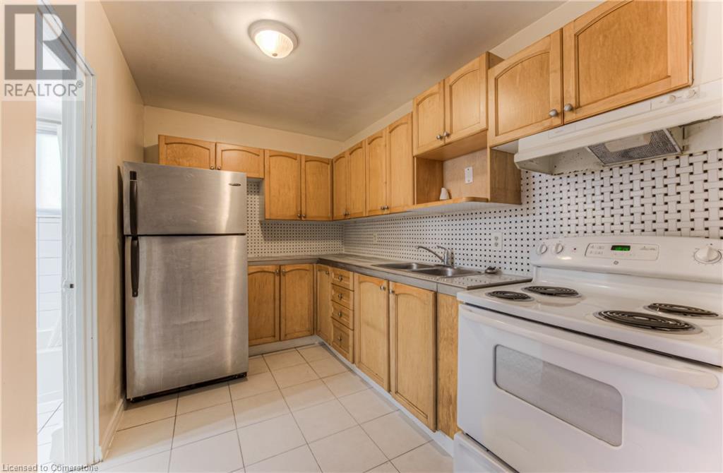 75 South Drive, Kitchener, Ontario  N2M 4B4 - Photo 20 - 40728340
