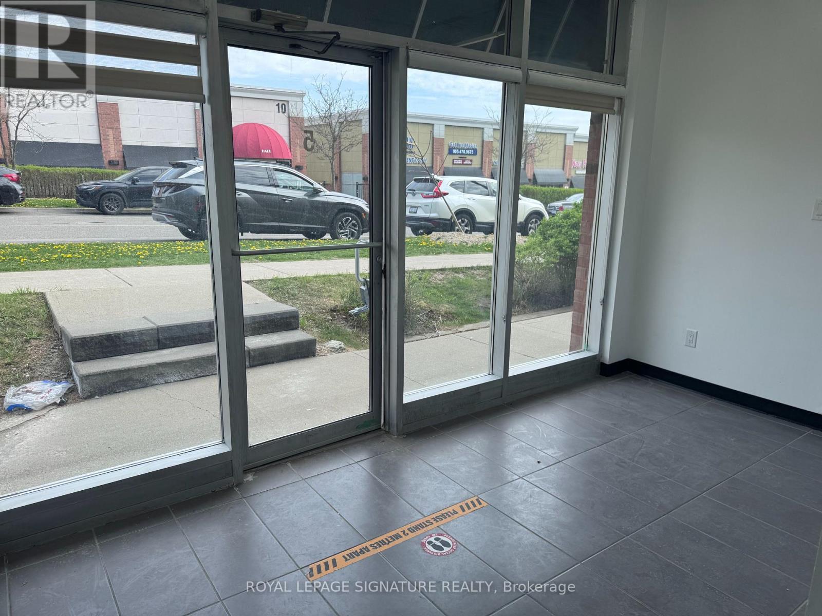 5 - 15 Karachi Drive, Markham, Ontario  L3S 0B5 - Photo 2 - N12145532