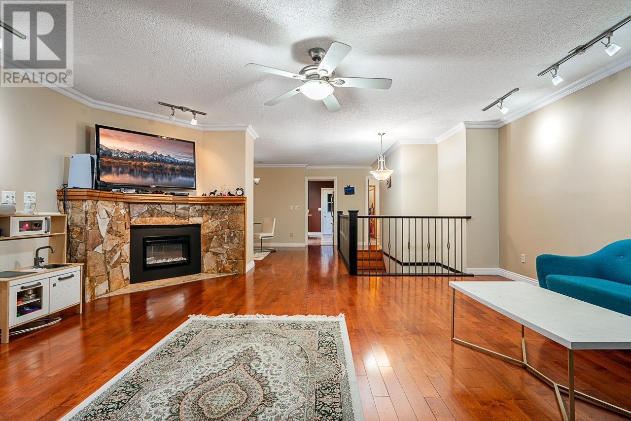 949 Lynwood Avenue, Port Coquitlam, British Columbia  V3B 6J7 - Photo 8 - R3002251