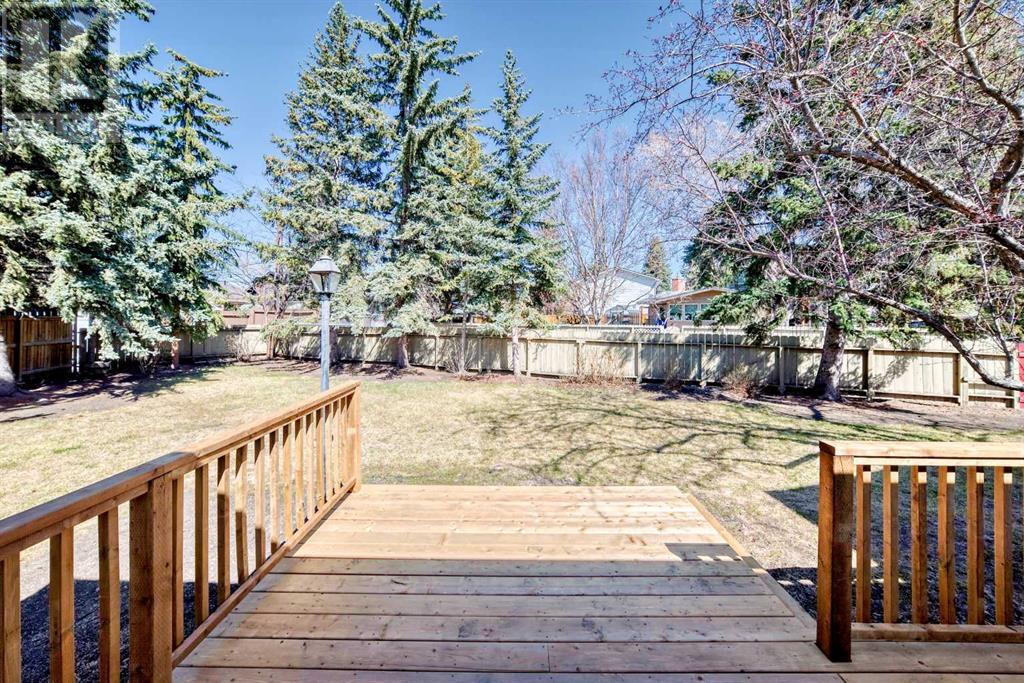 214 Lake Erie Place Se, Calgary, Alberta  T2J 2L5 - Photo 5 - A2187853