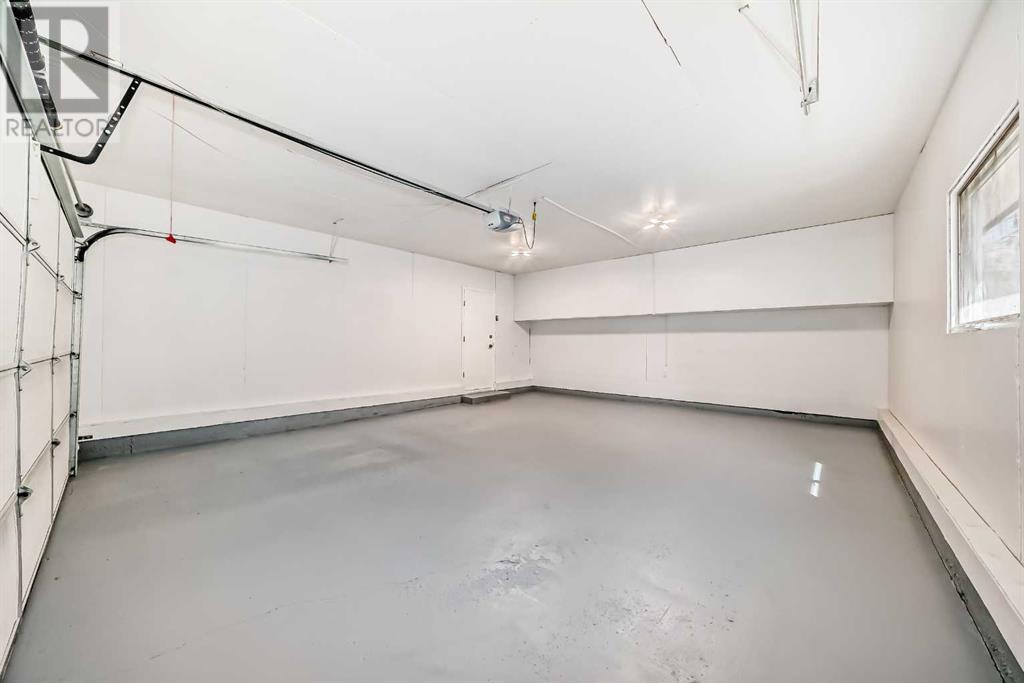214 Lake Erie Place Se, Calgary, Alberta  T2J 2L5 - Photo 38 - A2187853