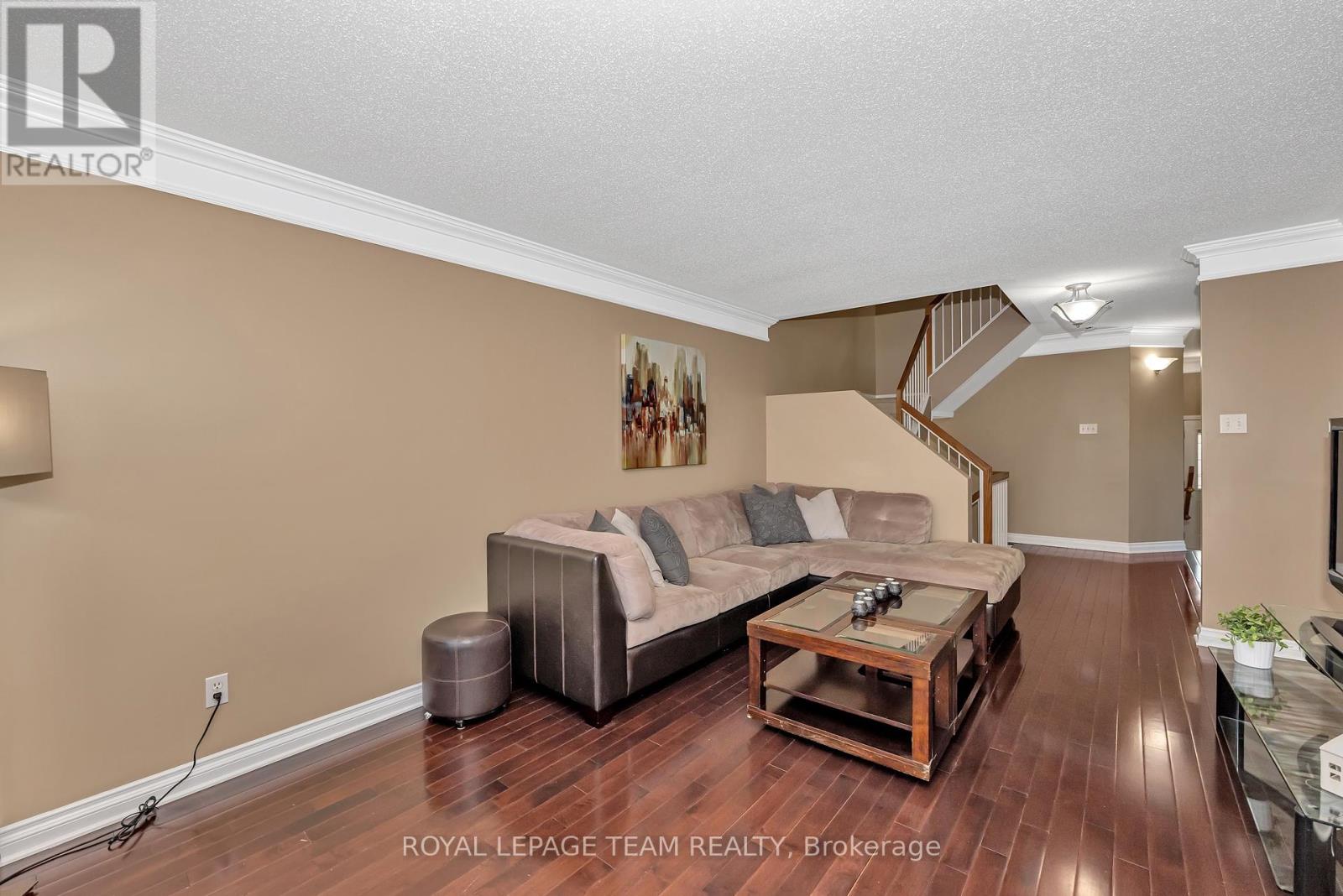 1078 Candlewood Street, Ottawa, Ontario  K4A 5E9 - Photo 12 - X12145597