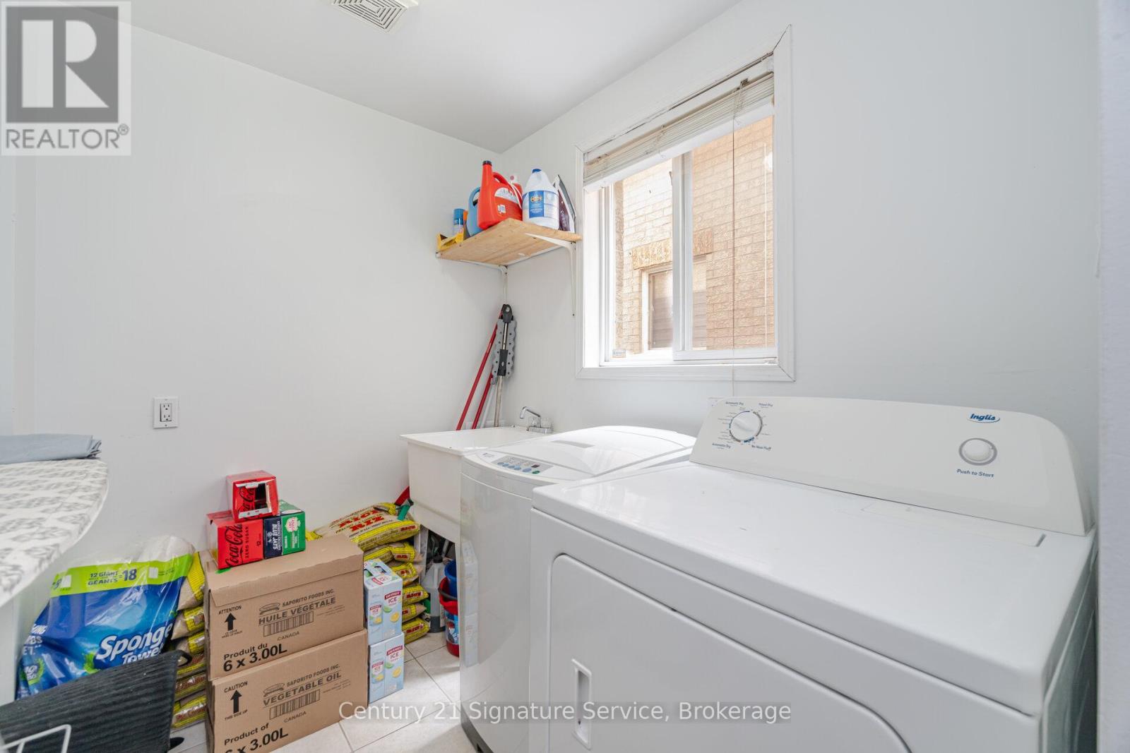 7439 Allspice Trail, Mississauga, Ontario  L5N 8N5 - Photo 21 - W12145344