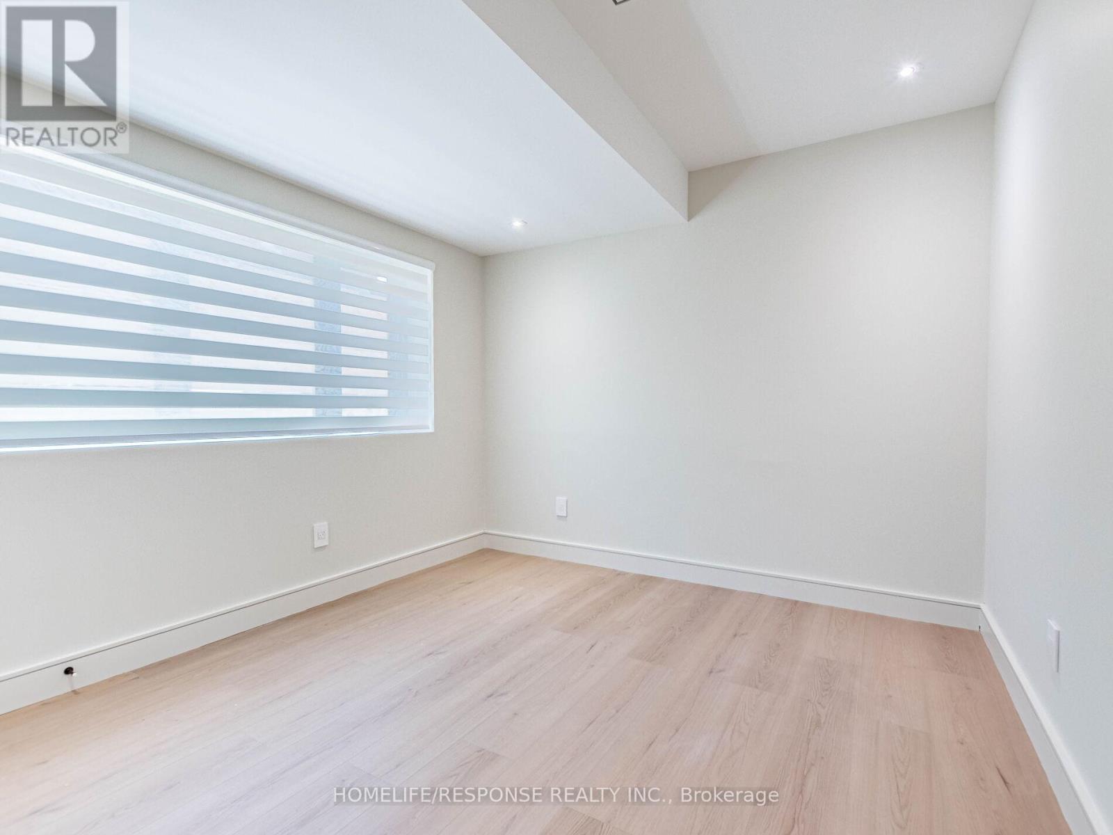 6a Pine Avenue N, Mississauga, Ontario  L5H 2P8 - Photo 41 - W12145361