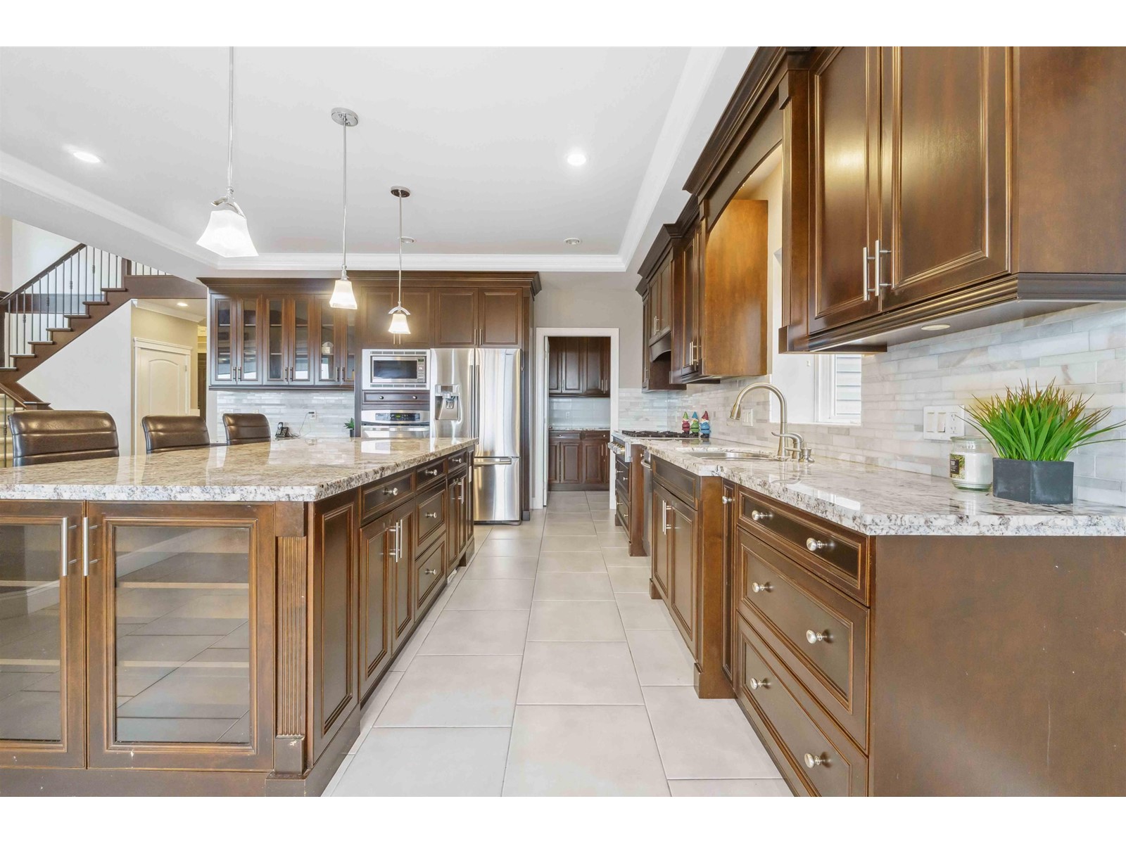 3697 Hajula Court, Abbotsford, British Columbia  V3G 2W4 - Photo 10 - R3002096