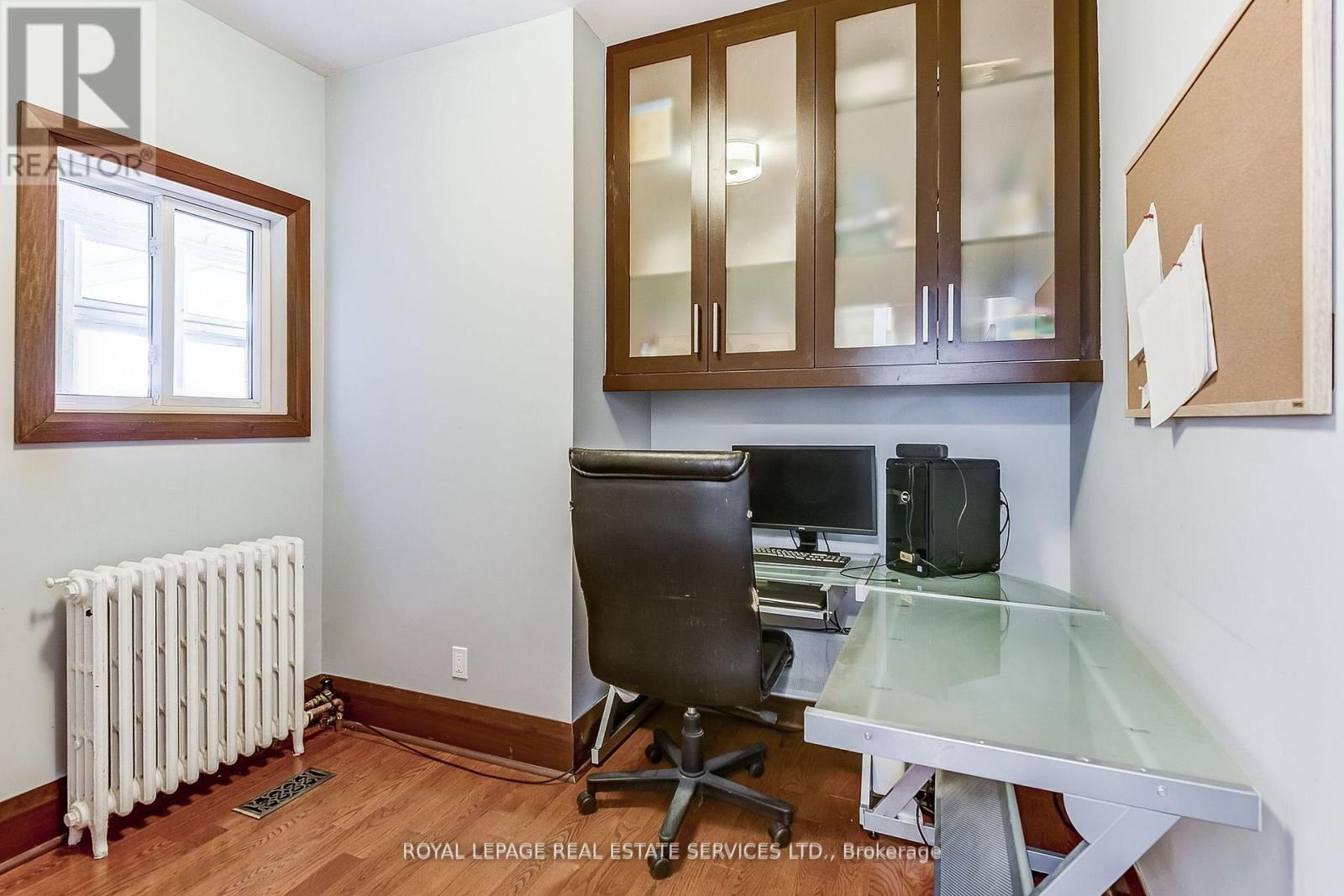 157 Colbeck Street, Toronto, Ontario  M6S 1V8 - Photo 21 - W12145394