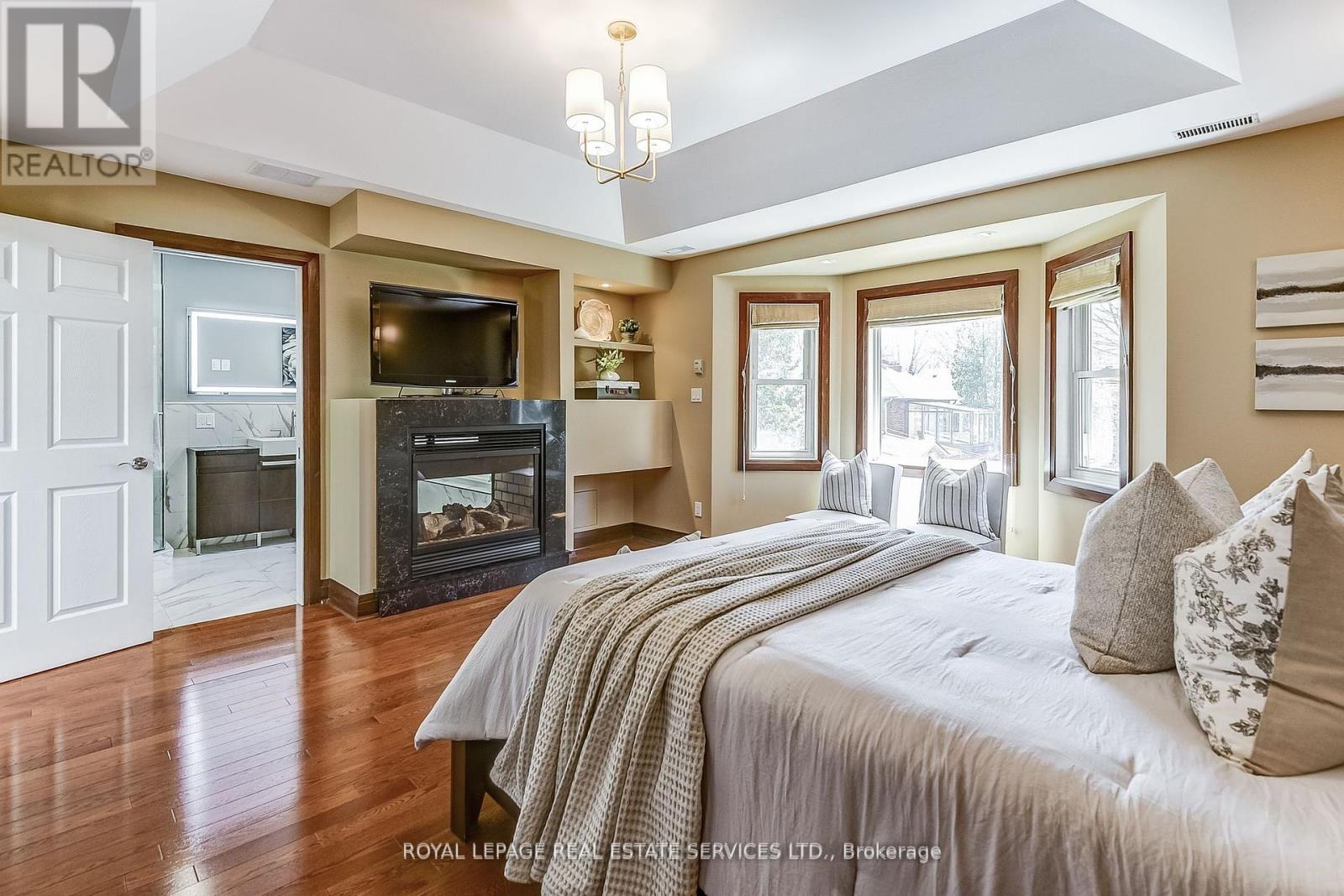 157 Colbeck Street, Toronto, Ontario  M6S 1V8 - Photo 32 - W12145394