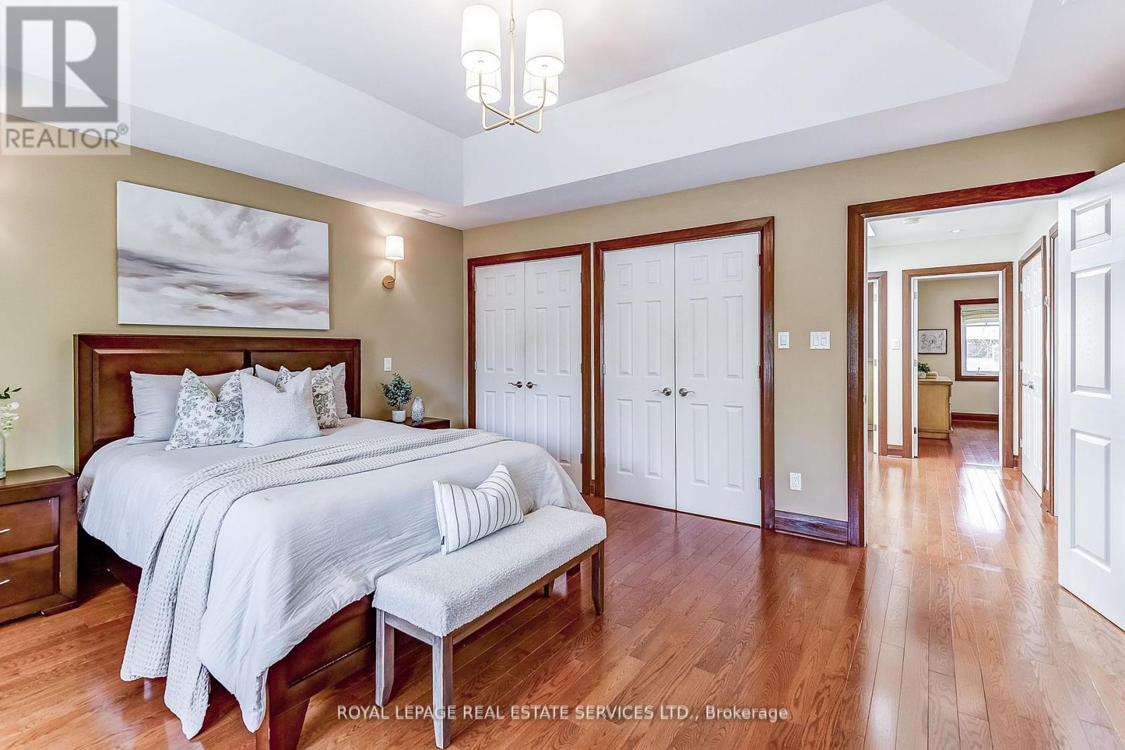 157 Colbeck Street, Toronto, Ontario  M6S 1V8 - Photo 33 - W12145394
