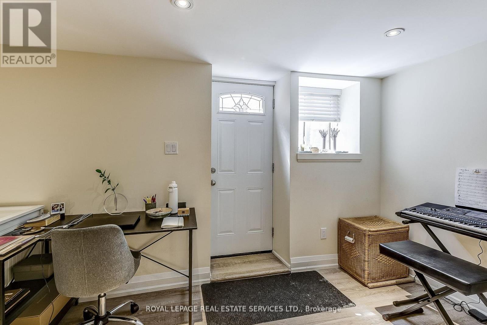 157 Colbeck Street, Toronto, Ontario  M6S 1V8 - Photo 40 - W12145394