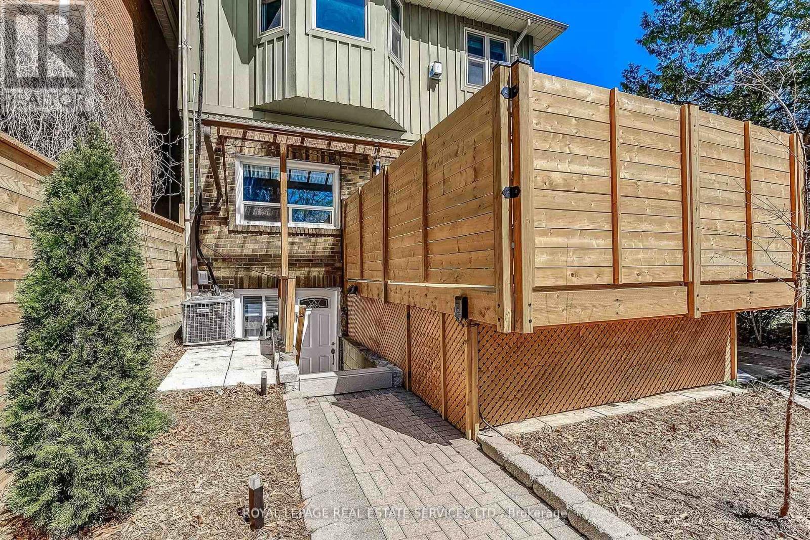 157 Colbeck Street, Toronto, Ontario  M6S 1V8 - Photo 48 - W12145394