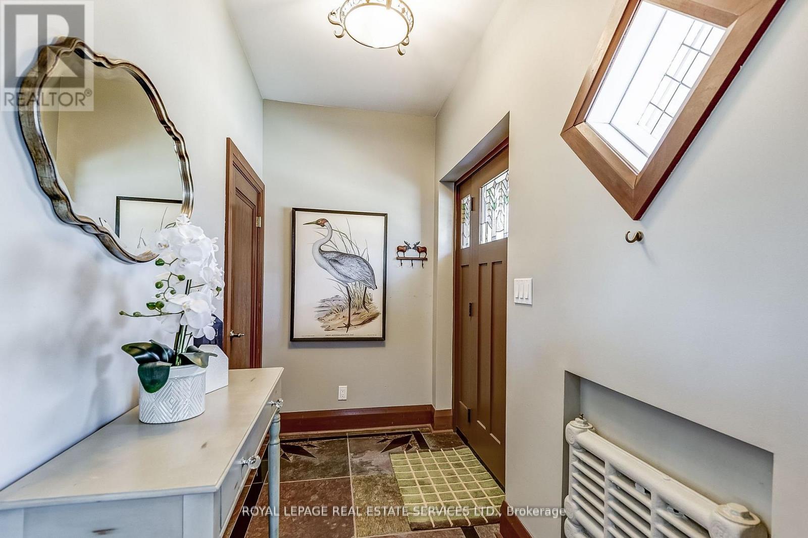 157 Colbeck Street, Toronto, Ontario  M6S 1V8 - Photo 5 - W12145394