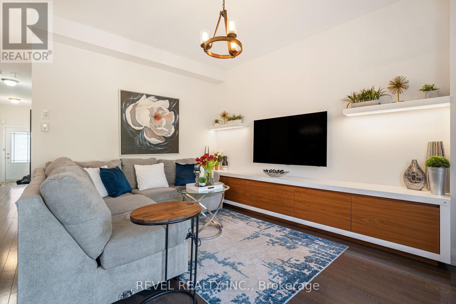Property at 11 OLIANA WAY image 5