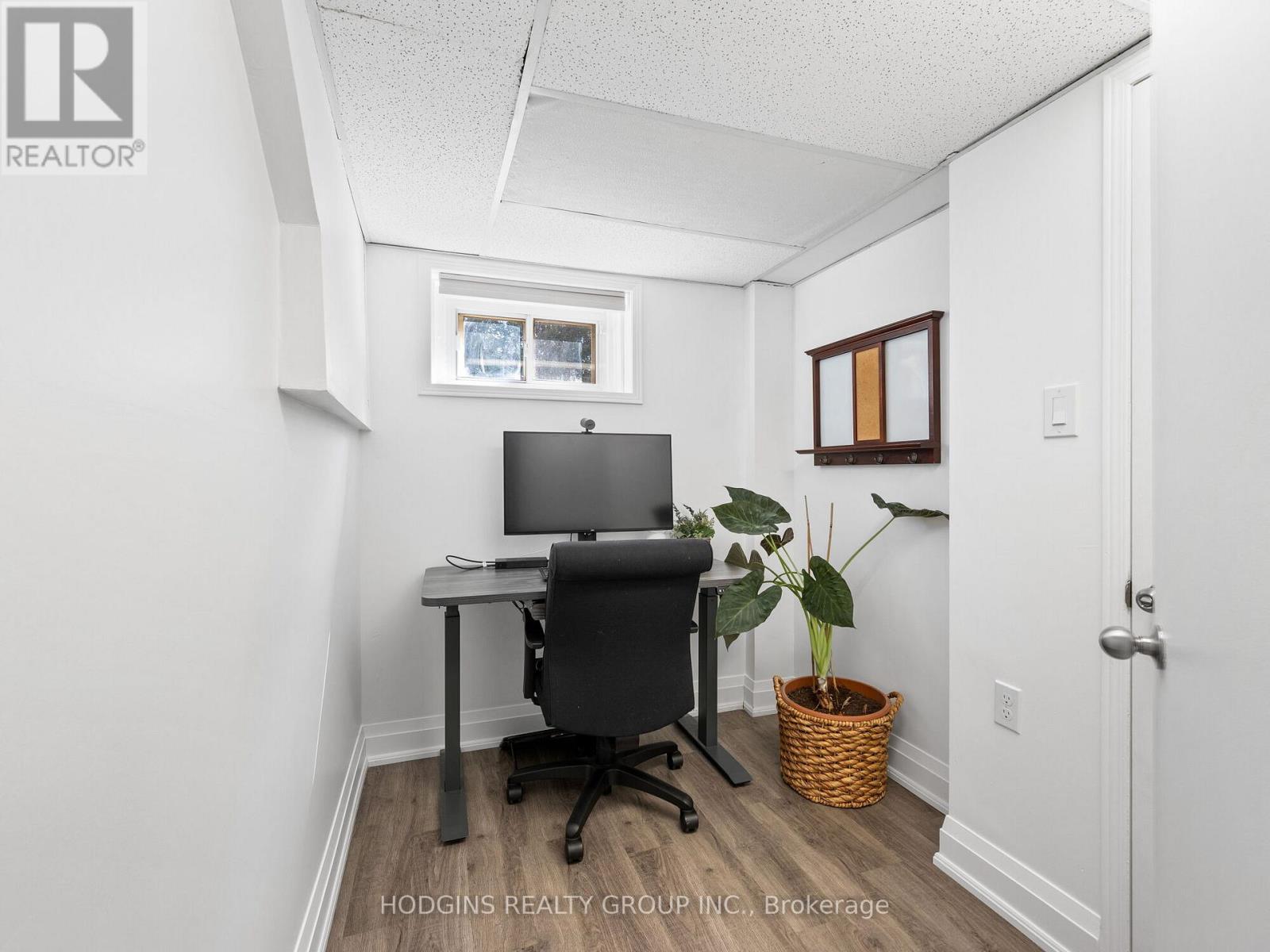 1435 Saginaw Crescent, Mississauga, Ontario  L5H 1X4 - Photo 33 - W12145469
