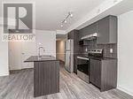 610 - 1129 Cooke Boulevard, Burlington, Ontario  L7T 0C3 - Photo 4 - W12145492