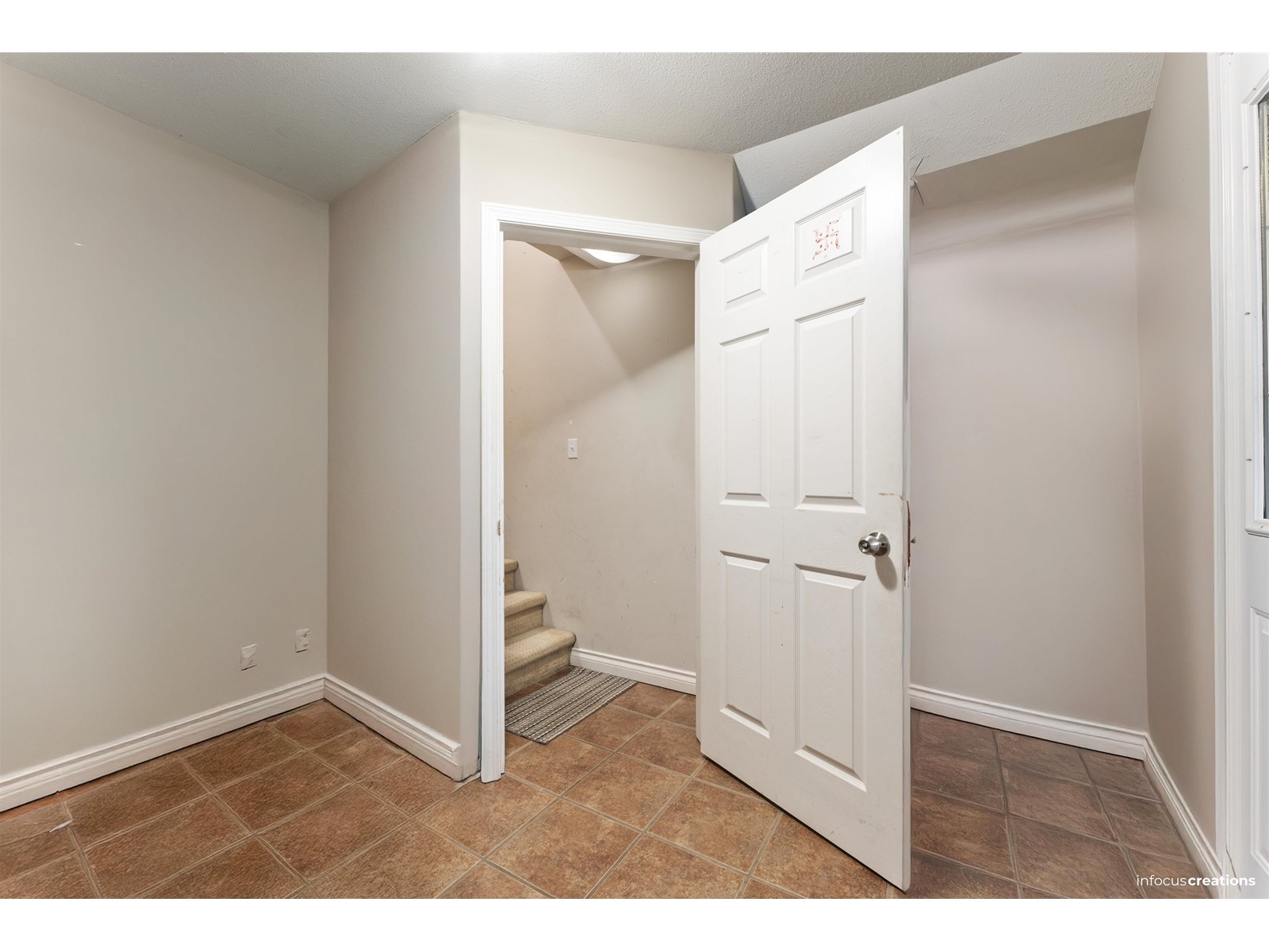 8883 157 Street, Surrey, British Columbia  V4N 2Y8 - Photo 33 - R3001384