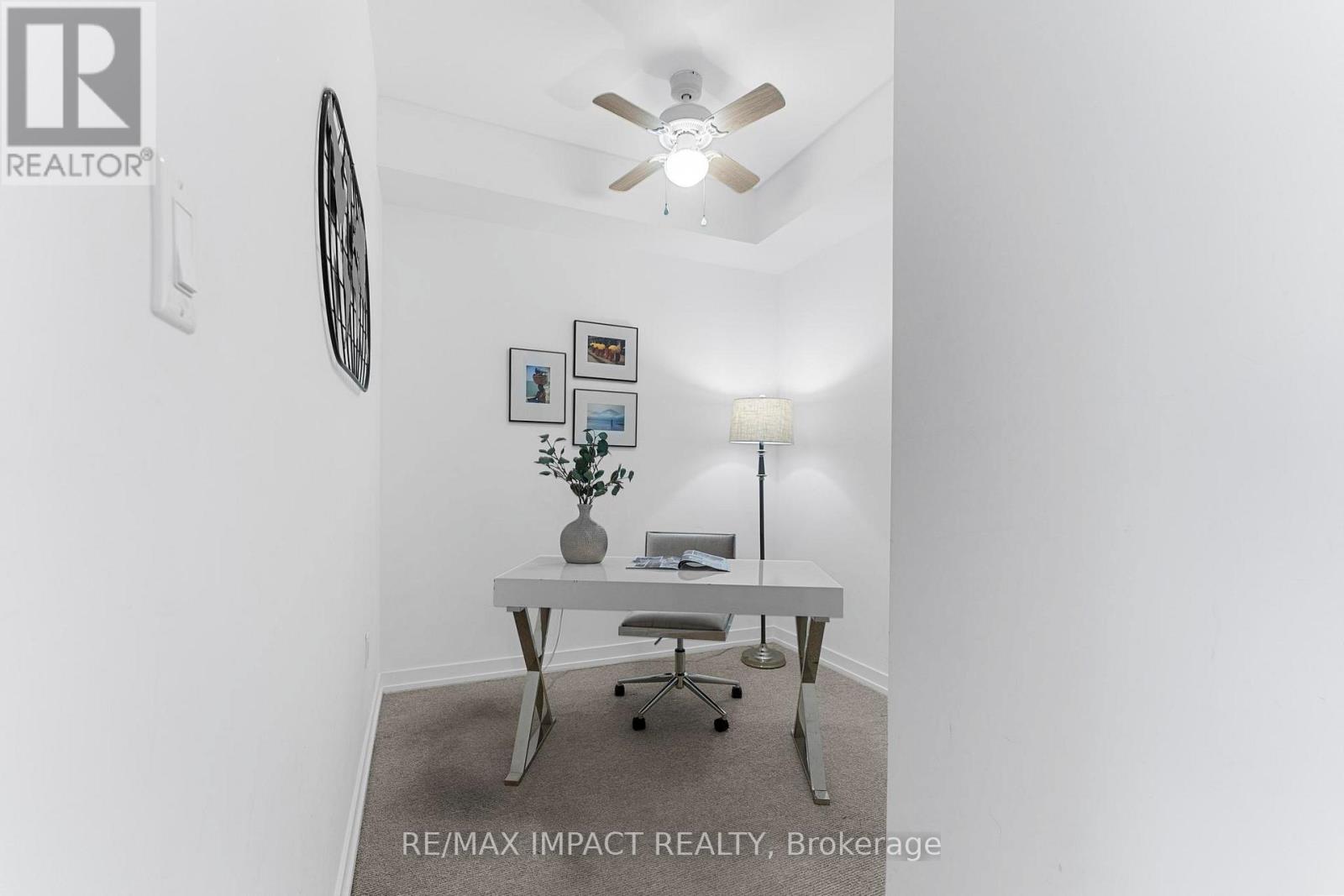 325 - 125 Shoreview Place, Hamilton, Ontario  L8E 0K3 - Photo 4 - X12145316