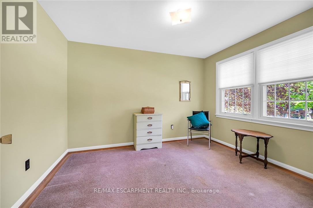 149 Lowden Avenue, Hamilton (Ancaster), Ontario  L9G 3A4 - Photo 24 - X12145320