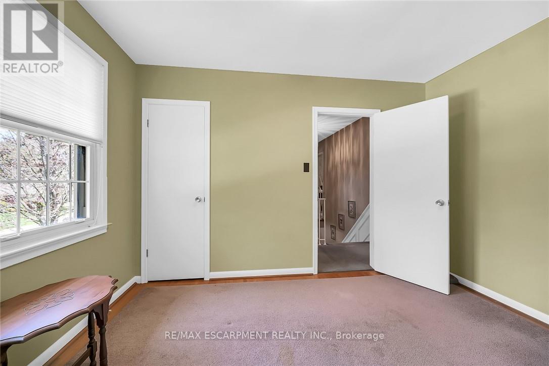149 Lowden Avenue, Hamilton (Ancaster), Ontario  L9G 3A4 - Photo 25 - X12145320