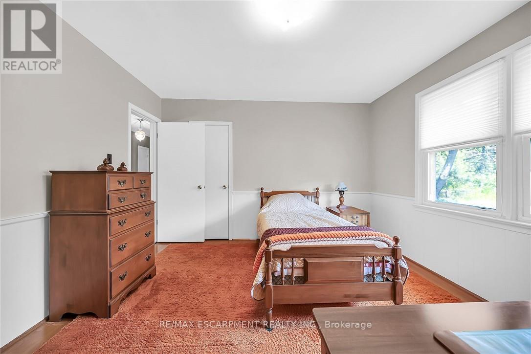 149 Lowden Avenue, Hamilton (Ancaster), Ontario  L9G 3A4 - Photo 27 - X12145320