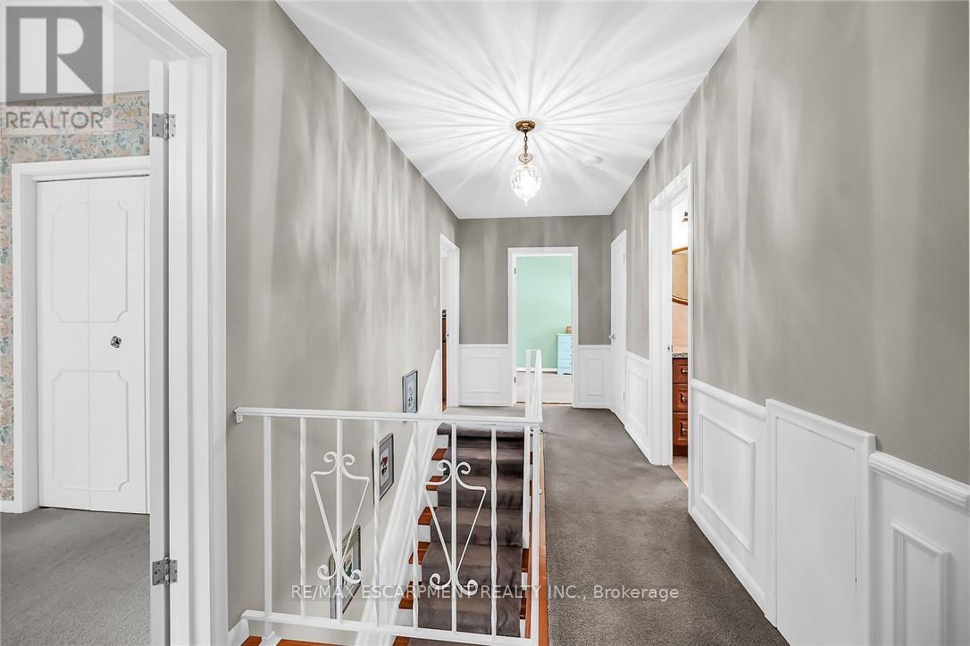 149 Lowden Avenue, Hamilton (Ancaster), Ontario  L9G 3A4 - Photo 29 - X12145320