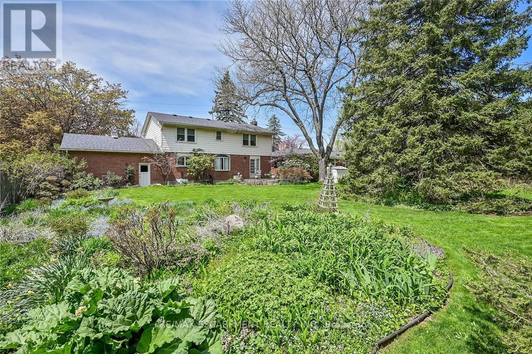 149 Lowden Avenue, Hamilton (Ancaster), Ontario  L9G 3A4 - Photo 40 - X12145320