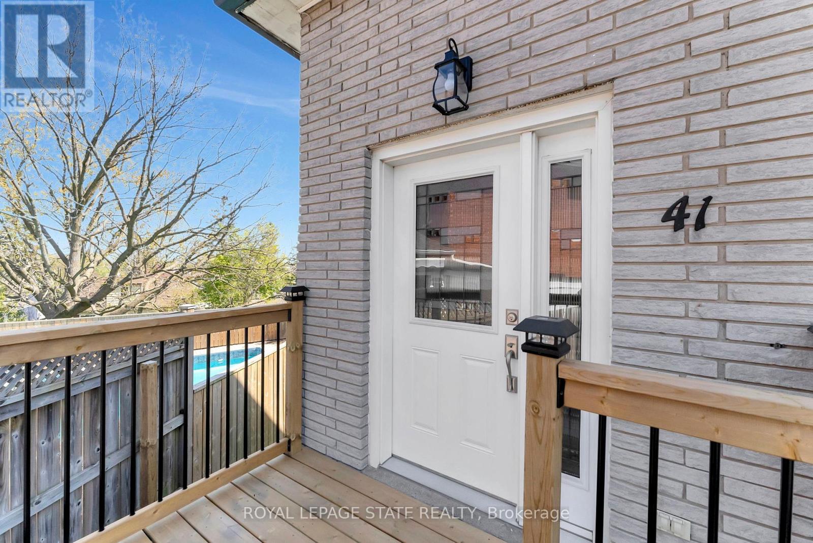 Property at 41 YEOVILLE COURT image 3