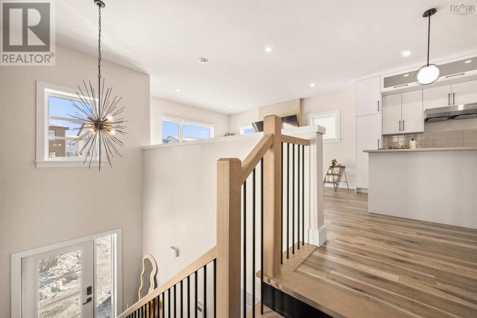 Property at 25 Chardonnay Court image 4