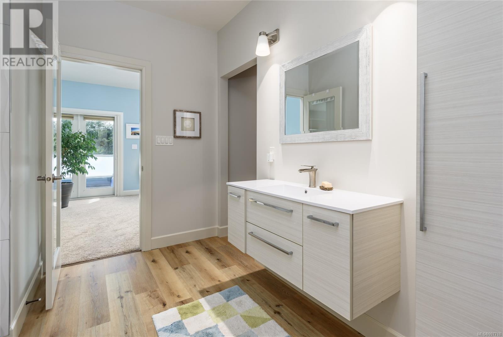 7863 Tozer Rd, Fanny Bay, British Columbia  V0R 1W0 - Photo 29 - 997718