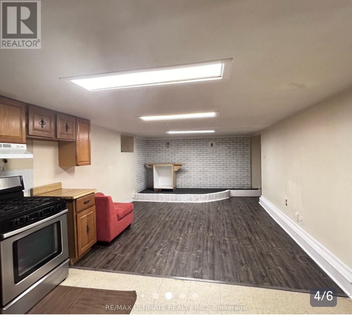 Property at 128 ELGIN STREET E image 3