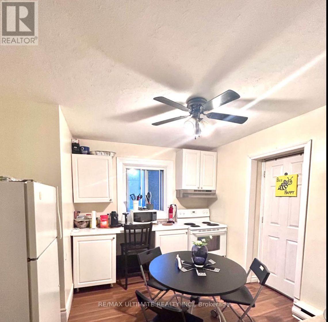 Property at 128 ELGIN STREET E image 5