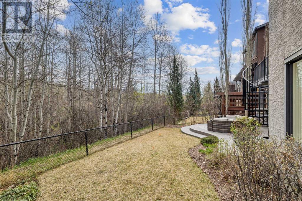 Property at 38 Tusslewood Drive NW image 5