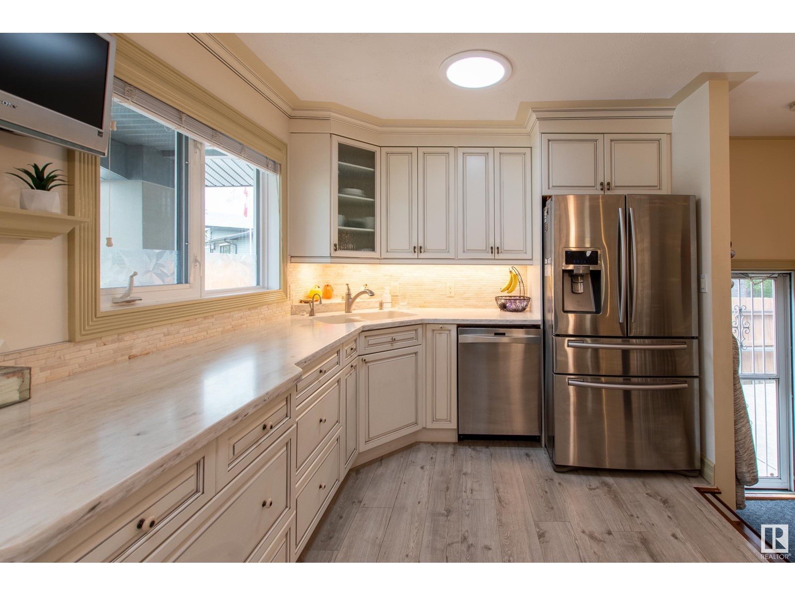 14647 89 Av Nw, Edmonton, Alberta  T5R 4P4 - Photo 4 - E4435999