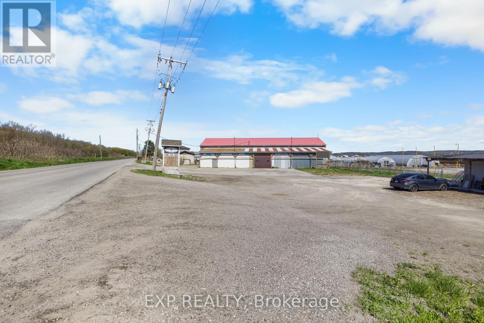 - Barn - 1153 Canal Road, Bradford West Gwillimbury, Ontario  L3Z 4E2 - Photo 2 - N12144765