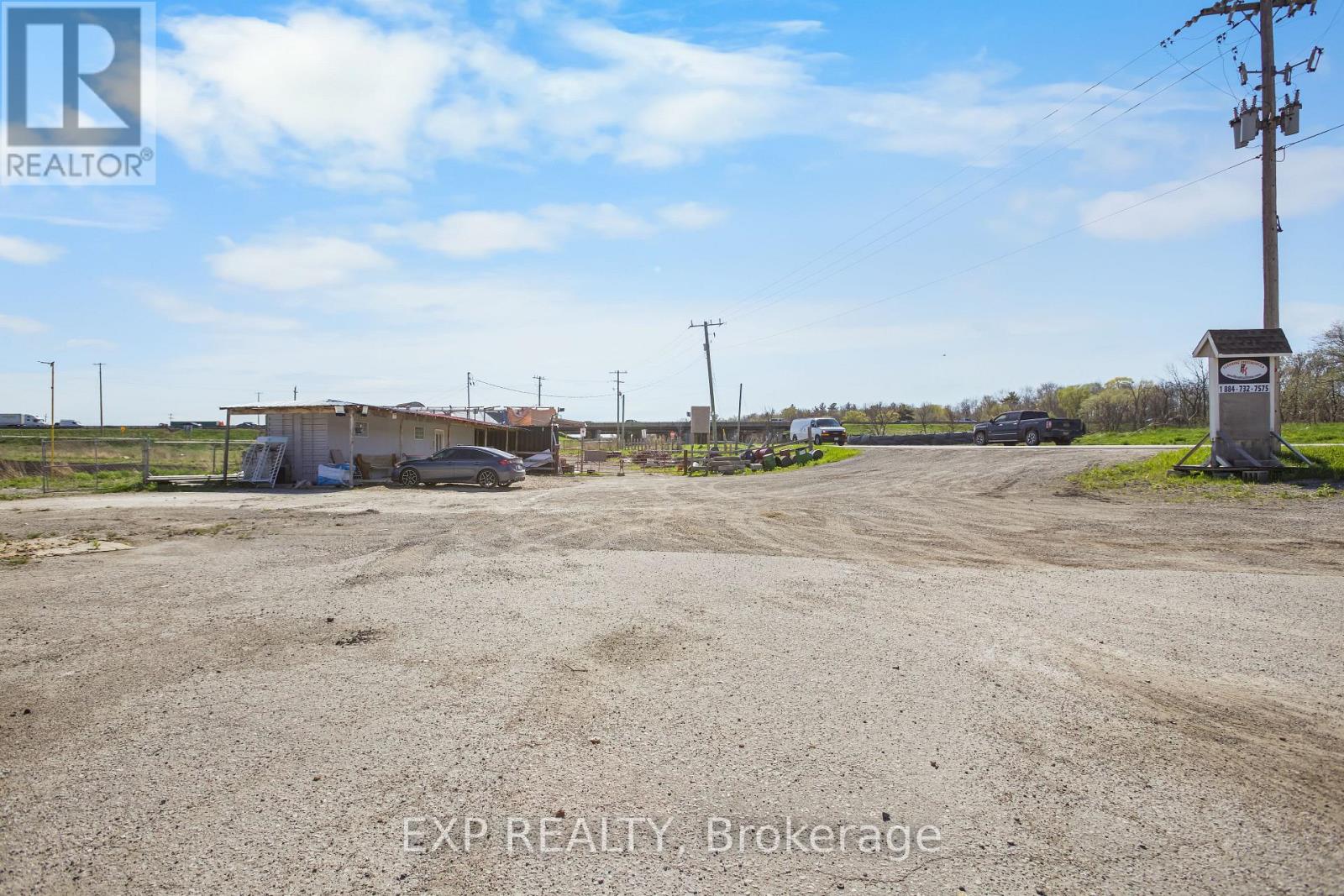 - Barn - 1153 Canal Road, Bradford West Gwillimbury, Ontario  L3Z 4E2 - Photo 4 - N12144766