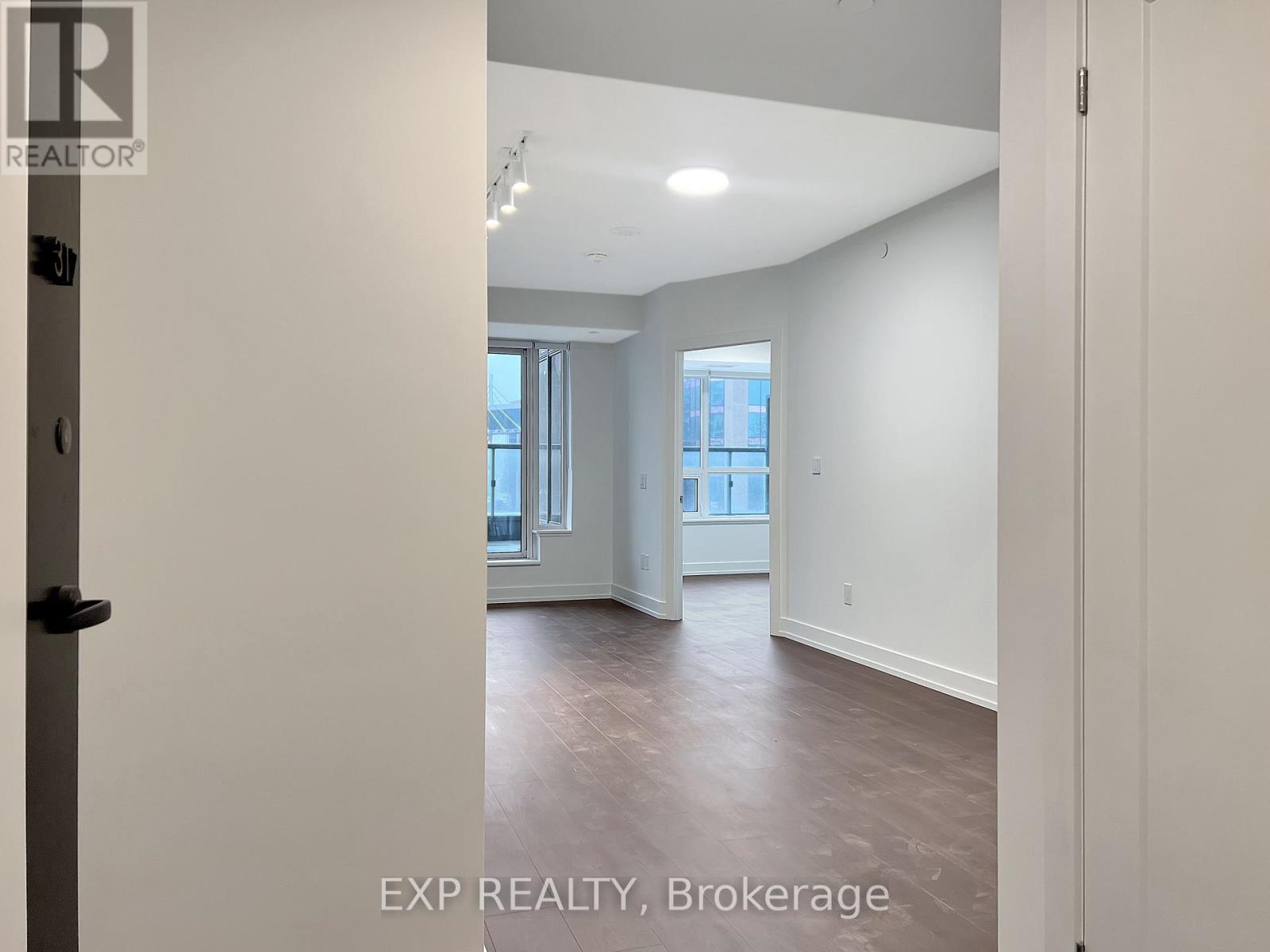 317 - 9 Clegg Road, Markham, Ontario  L6G 0H3 - Photo 2 - N12144768