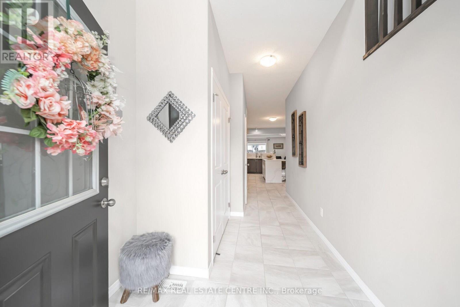 Property at 275 BUTTONBUSH STREET image 3