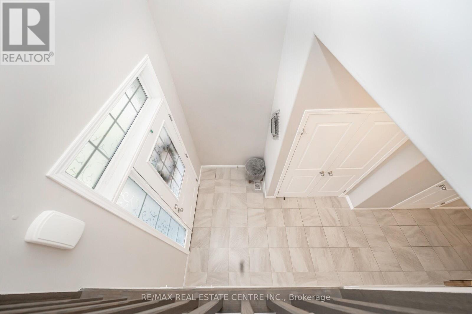 275 Buttonbush Street, Waterloo, Ontario  N2V 0B4 - Photo 25 - X12119246