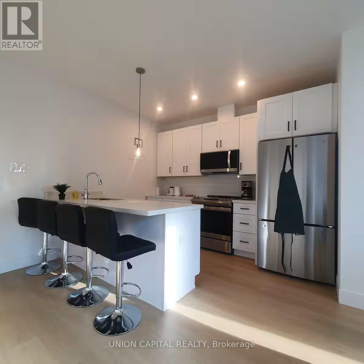 3 - 45 Norwood Terrace, Toronto, Ontario  M4E 2H2 - Photo 4 - E12136041