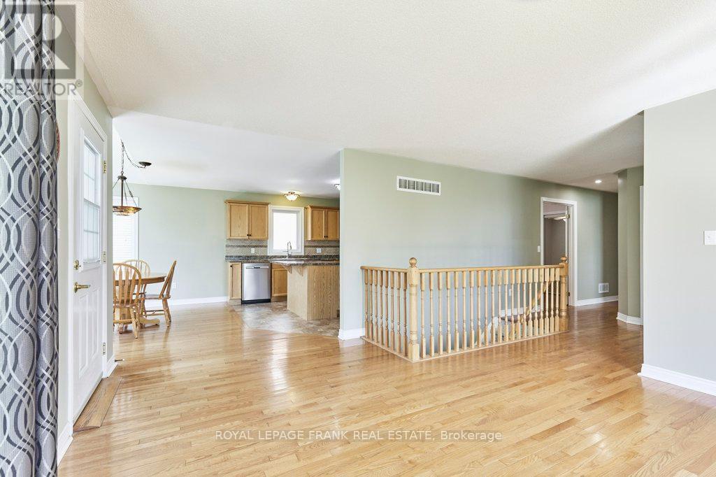 519 Alma Street, Scugog, Ontario  L9L 1R5 - Photo 14 - E12145638