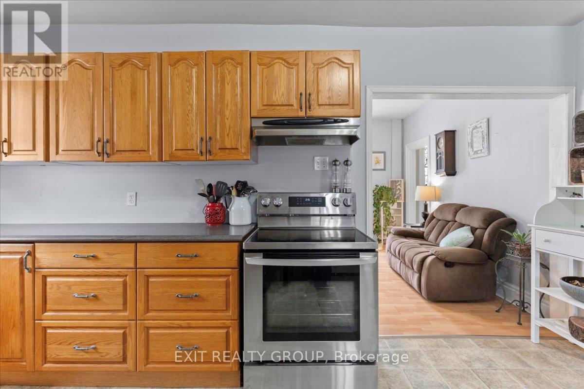 105 Hoskin Road, Belleville, Ontario  K0K 2V0 - Photo 21 - X12145635