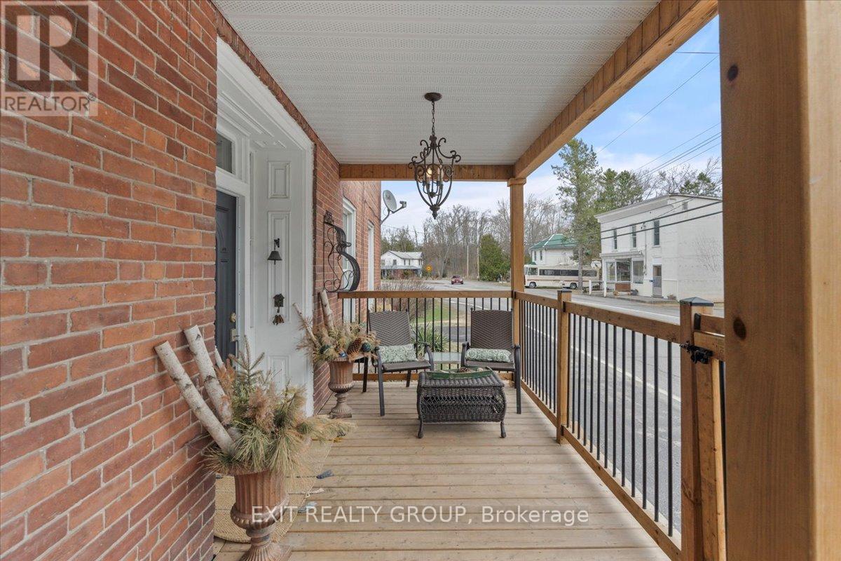 105 Hoskin Road, Belleville, Ontario  K0K 2V0 - Photo 4 - X12145635