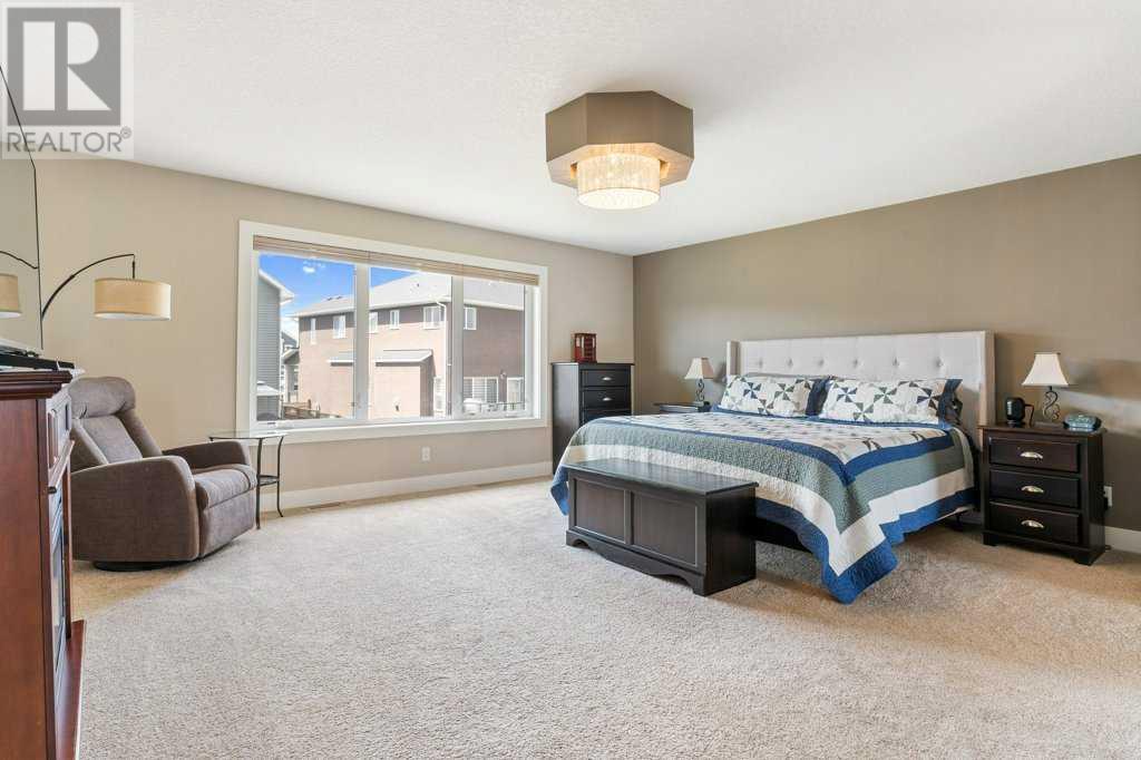 281 Kinniburgh Boulevard, Chestermere, Alberta  T1X 0R7 - Photo 21 - A2219496