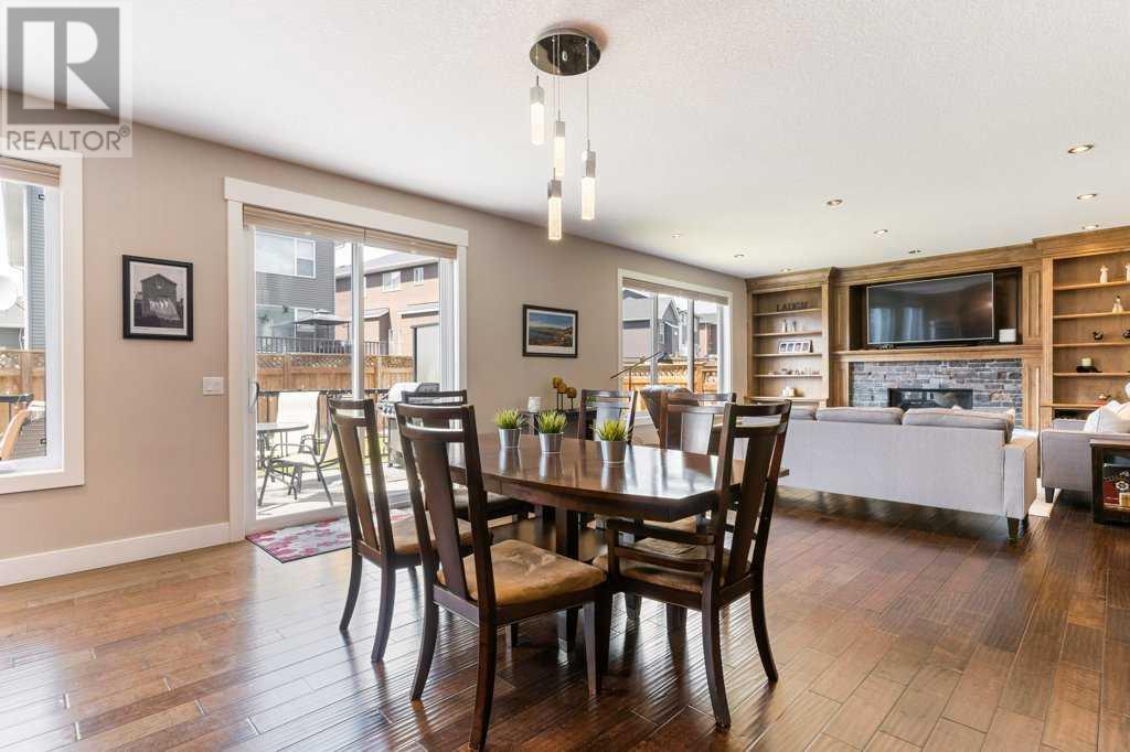 281 Kinniburgh Boulevard, Chestermere, Alberta  T1X 0R7 - Photo 14 - A2219496