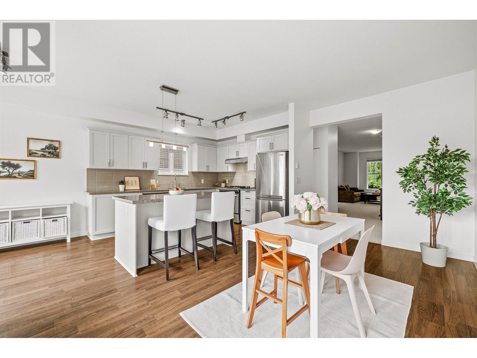 1433 Collins Road, Coquitlam, British Columbia  V3E 0A9 - Photo 3 - R3002255