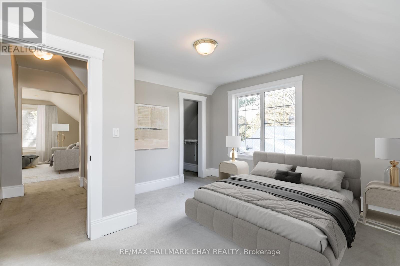 111 Penetang Street, Barrie, Ontario  L4M 1V7 - Photo 9 - S12002977