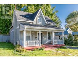 111 PENETANG STREET, Barrie, Ontario