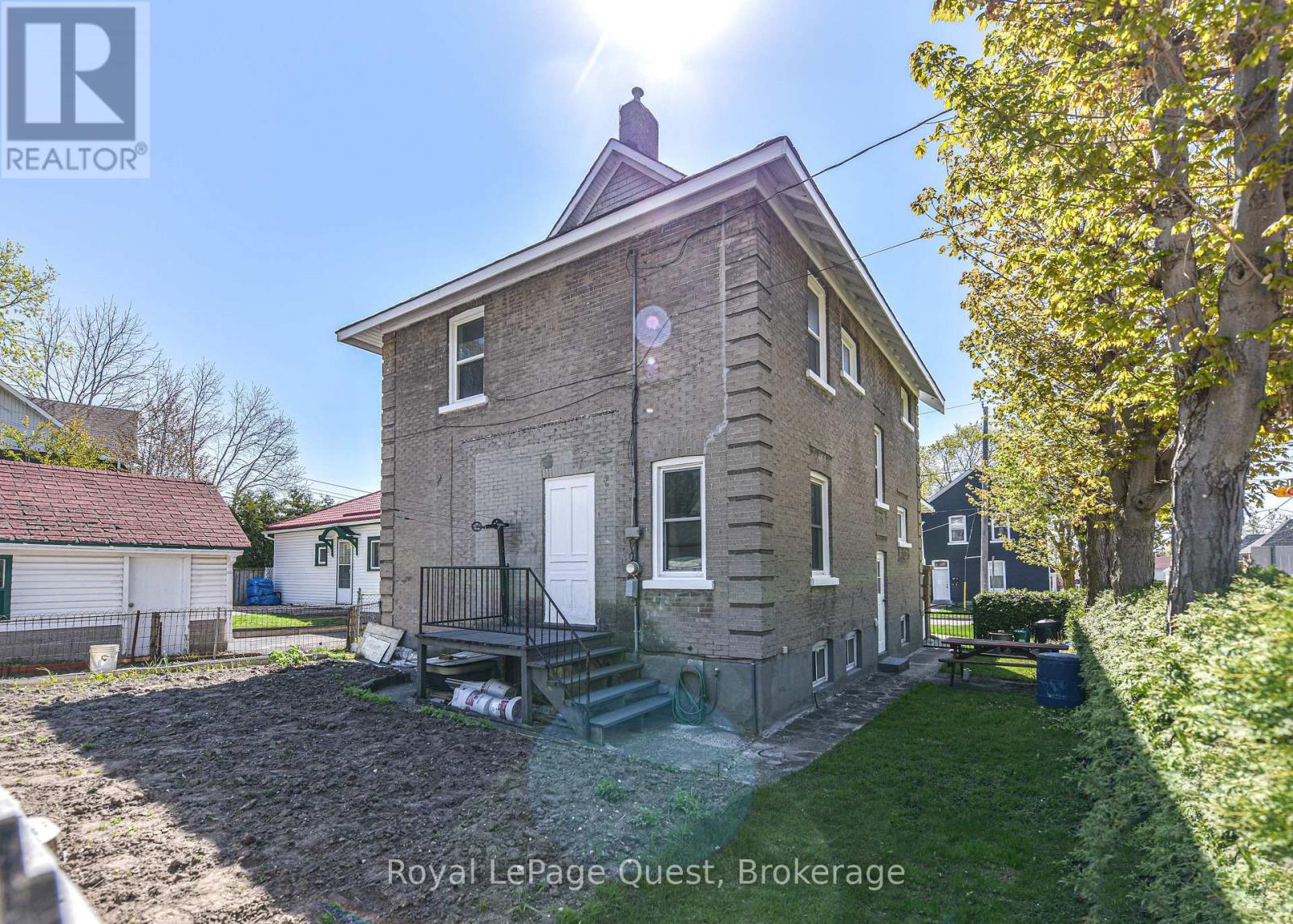 Property at 130 MARY STREET image 3